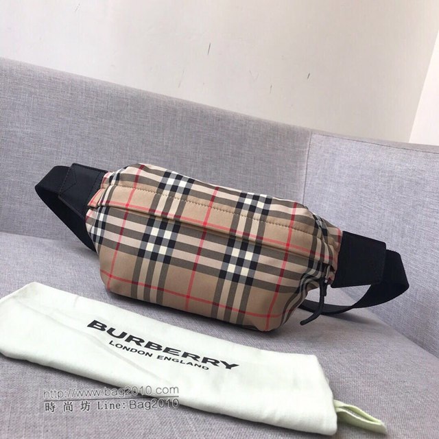 Burberry專櫃新款包包 巴寶莉格紋帆布腰包胸包挎包  db1009